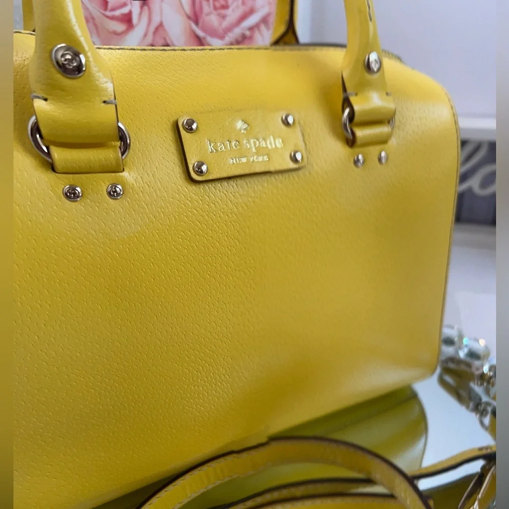 KATE SPADE  Alessa Wellesley yellow leather Satchel Crossbody or Handbag
